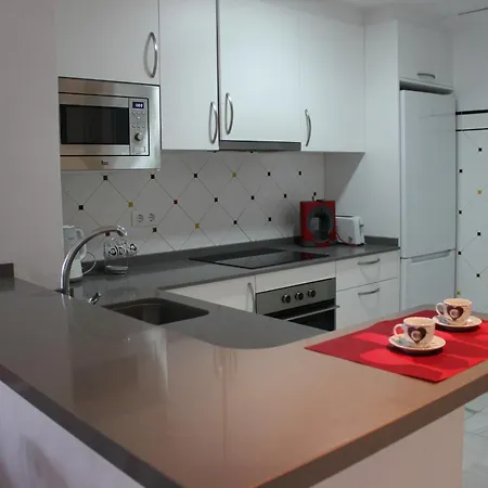 111 Alberca 8-3 * Denia