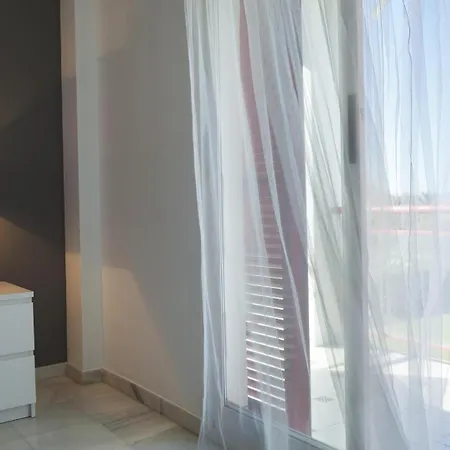 111 Alberca 8-3 * Dénia